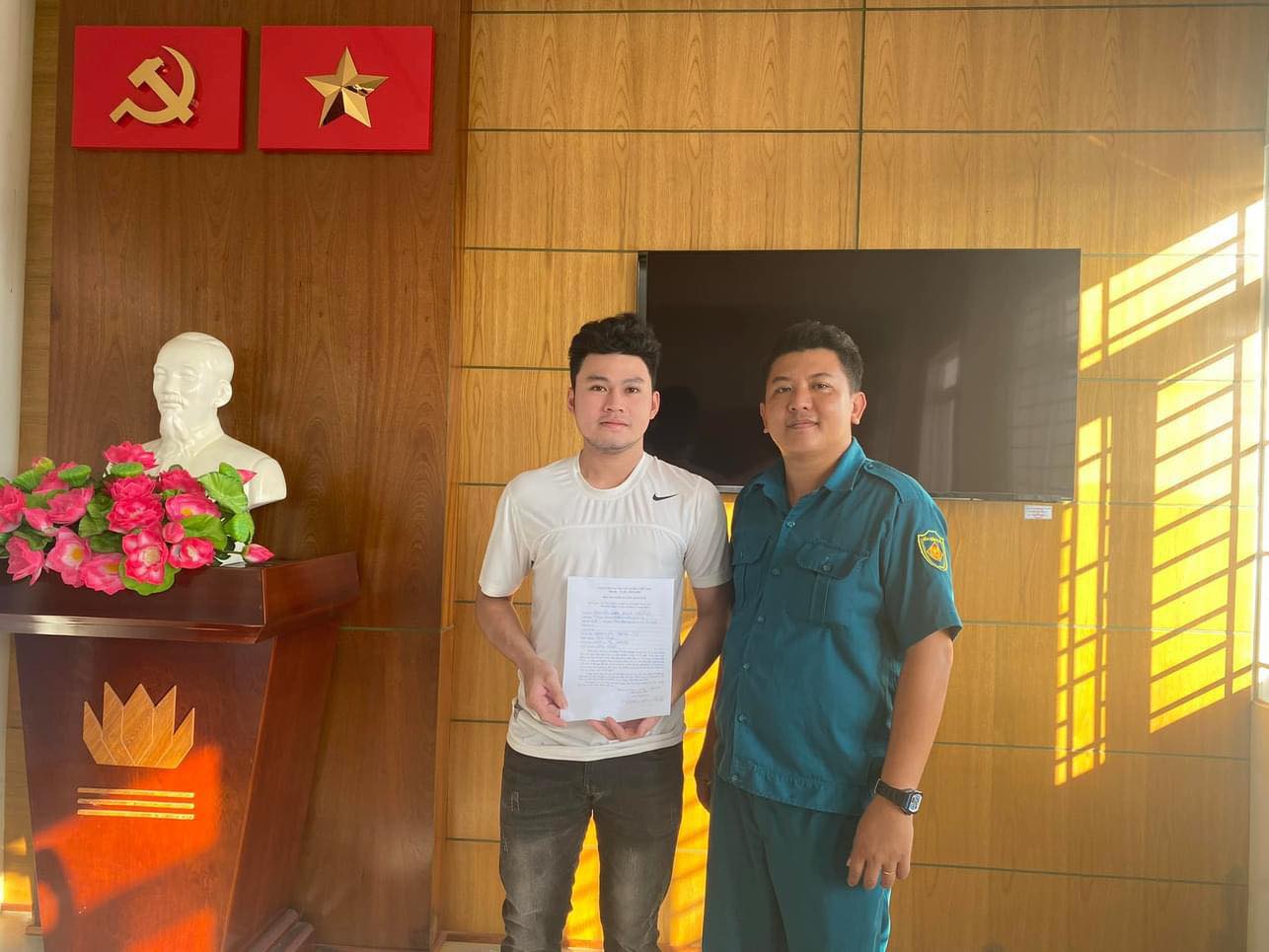 Thuận An: Nguyễn Đặng Huy Trường – Gương thanh niên ưu tú tình nguyện lên đường nhập ngũ Phường Hưng Định năm 2024