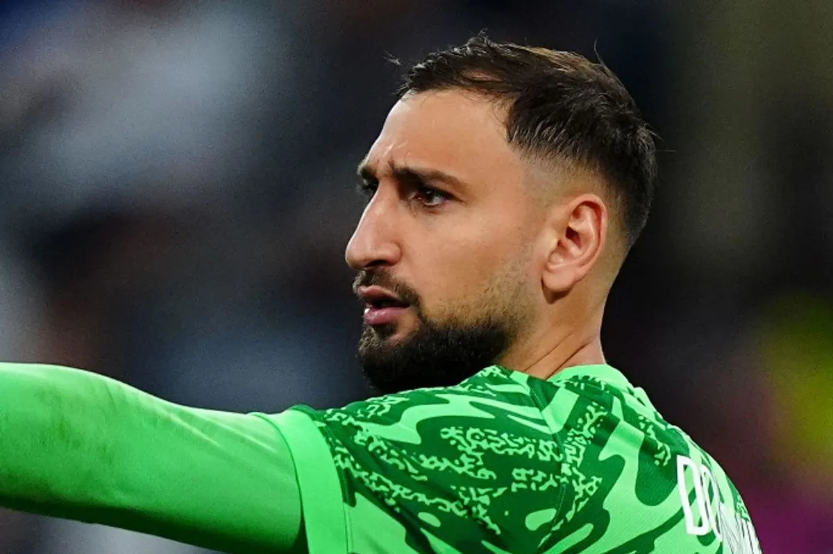 Gianluigi Donnarumma Bức Tường Thành Không Thể Xô Đổ Trong Khung Gỗ Tuyển Italy - Hành Trình Vượt Qua Thách Thức Để Trở Thành Thủ Môn Xuất Sắc Nhất Gianluigi Donnarumma Bức Tường Thành Không Thể Xô Đổ Trong Khung Gỗ Tuyển Italy - Hành Trình Vượt Qua Thách Thức Để Trở Thành Thủ Môn Xuất Sắc Nhất